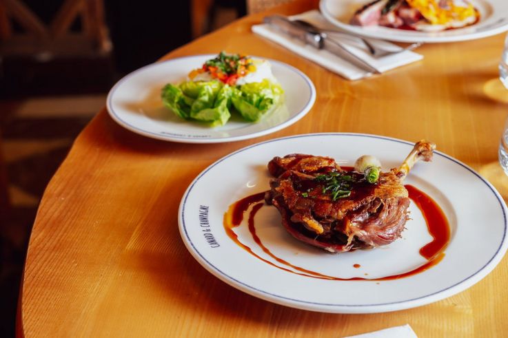 Confit de canard chez Canard et Champagne Paris 2 ème