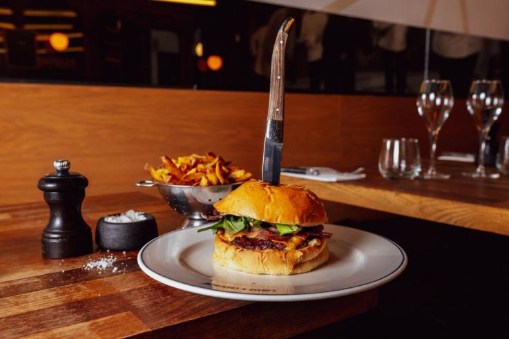 Canard et Champagne Paris 2 ème - canard et champagne paris burger canard