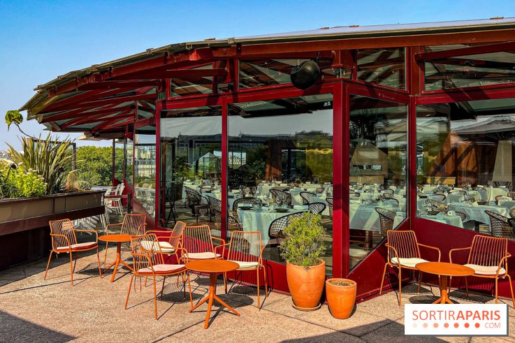 Bar Les Ombres : cocktails & tapas sur le rooftop du Musée du Quai Branly avec vue sur la tour Eiffel