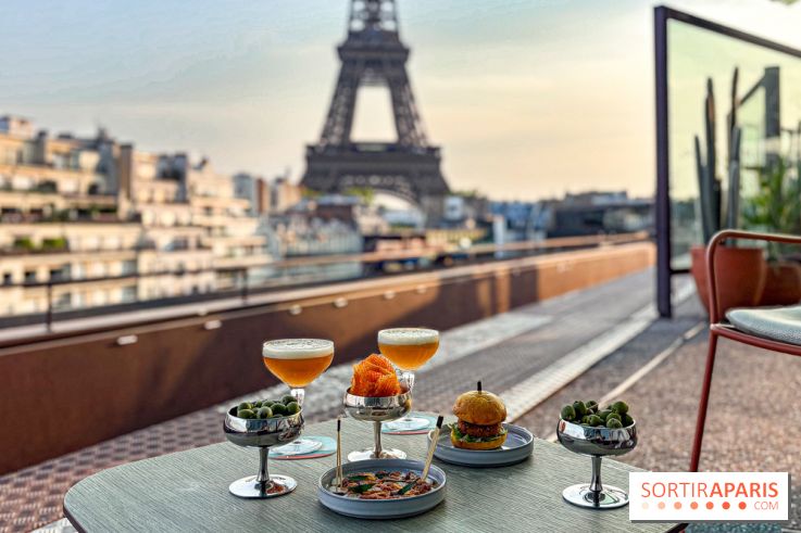 Bar Les Ombres : cocktails & tapas sur le rooftop du Musée du Quai Branly avec vue sur la tour Eiffel
