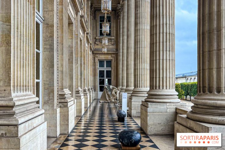Paris Design Week 2025 : Le Labyrinthe, l'installation monumentale et mode à l'Hôtel de la Marine