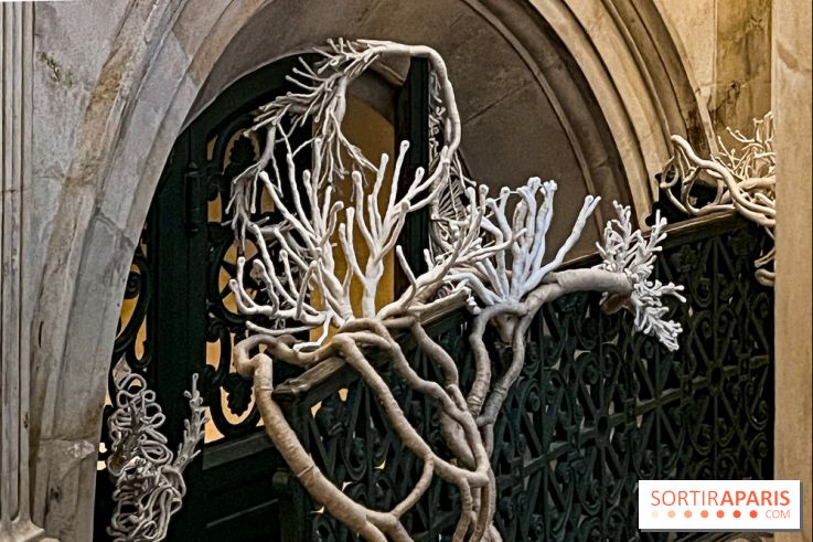 Paris Design Week 2025: une œuvre textile s'invite dans la Colonne de Juillet, place de la Bastille - IMG 7276 jpg