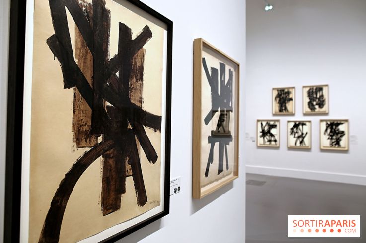 Pierre Soulages : nos photos de son exposition et de ses peintures sur papier à voir au Musée du Luxembourg 
