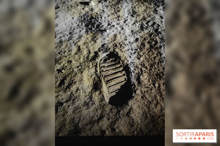 Destination Lune : un voyage immersif dans les étoiles à l'Atelier des Lumières - photos - fotor 1758652634801