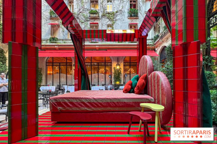 Plaza Athénée : une installation design XXL gratuite signée Uchronia exposée dans la cour du palace - IMG 1171 jpg 2