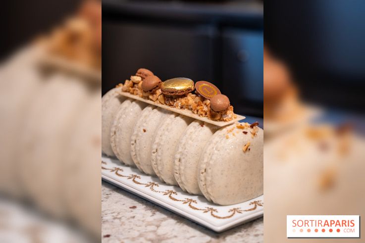 Les bûches et créations de Noël et fêtes de Ladurée 2025 - A7C08228