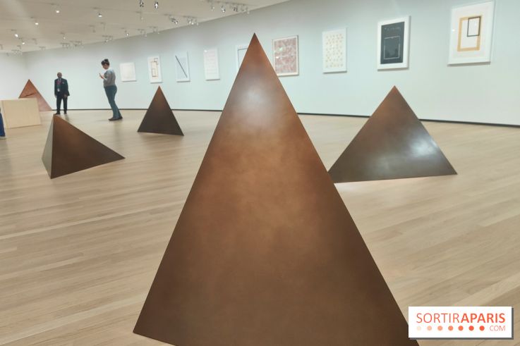 Minimal, quand l'art va à l'essentiel : l'exposition de la Bourse de Commerce se dévoile