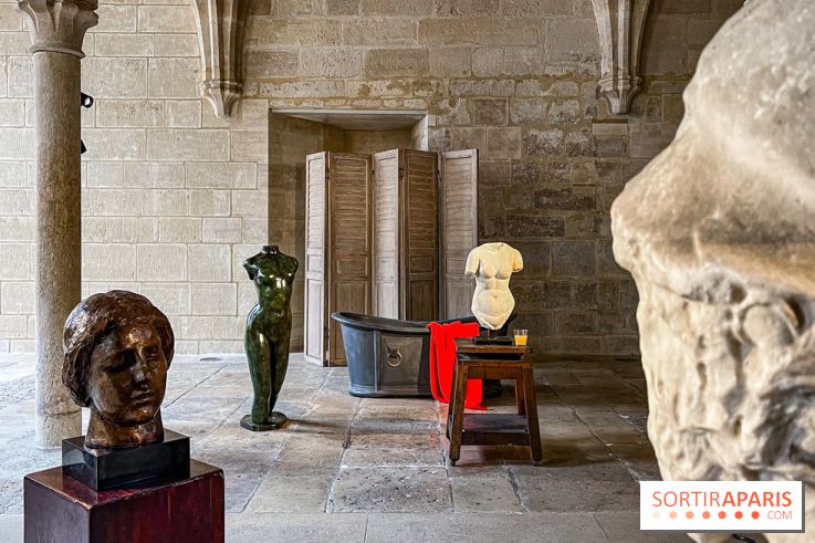 Mythes: l'exposition gratuite imaginée par Jacquemus au Collège des Bernardins à Paris - E1F6399E 2FBF 46EA A3B8 57A67B652280