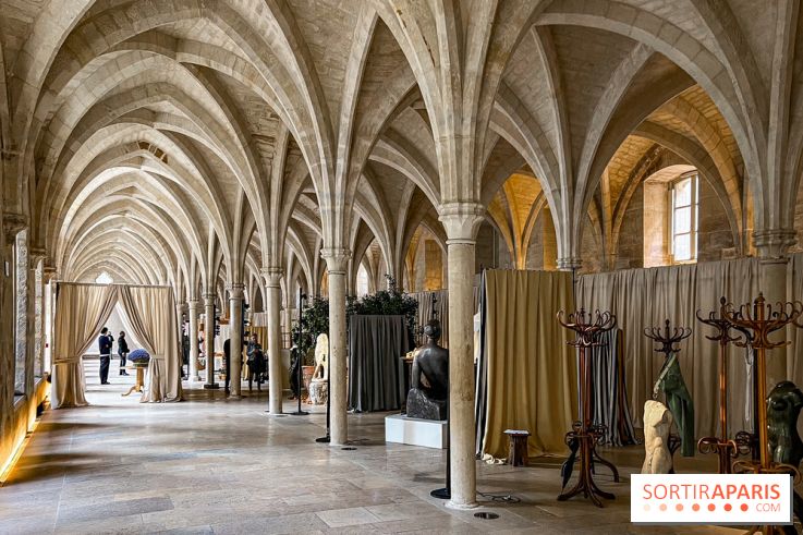 Mythes: l'exposition gratuite imaginée par Jacquemus au Collège des Bernardins à Paris - EFDA0116 8281 406F B11F B8D903E0C511