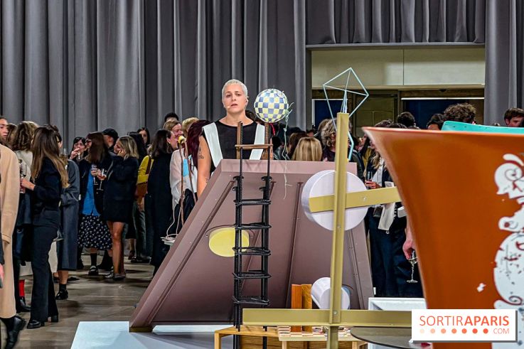 Art Basel Paris 2025: 30 Blizzards, l'exposition gratuite d'Helen Marten et Miumiu au Palais d’Iéna - 61AB2A88 9B2B 4400 BE3D 8D81B9873427