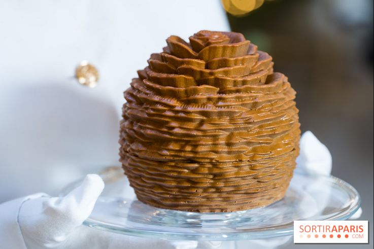 La Bûche de Noël du Péninsula 2025 : Joyaux des Pins - A7C07911