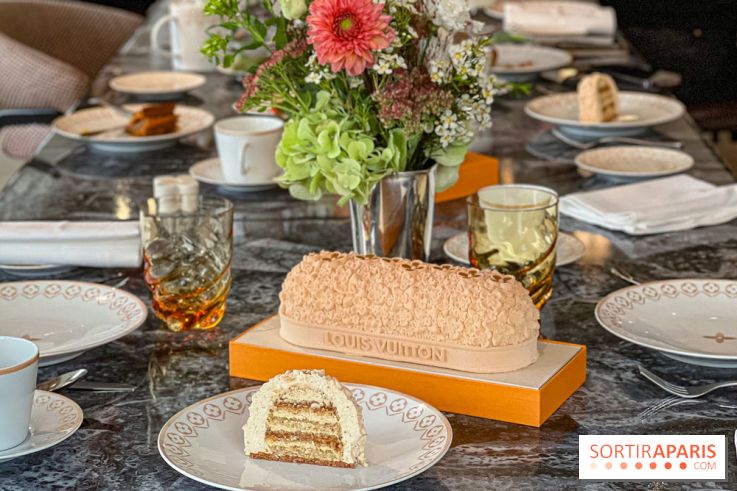 Bûche et chocolats de Noël 2025 de Louis Vuitton par Maxime Frédéric - IMG 7855