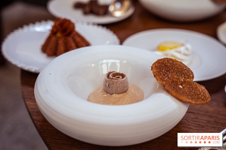 Le tea time de Noël du Peninsula 2025 - A7C07920