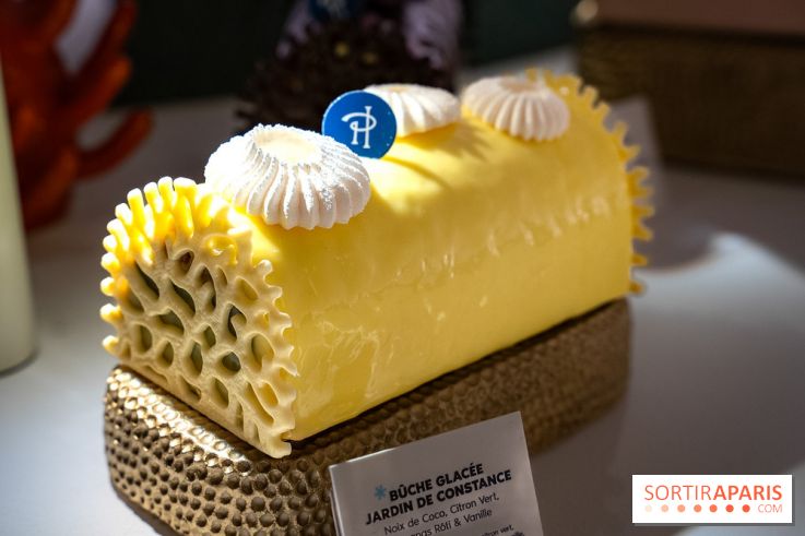Bûches de Noël et créations de fête 2025 de Pierre Hermé : les Abysses