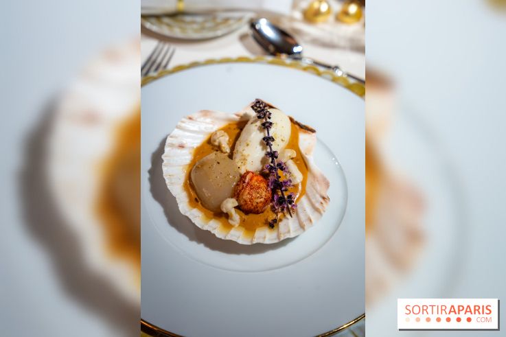 Bûche de Noël Lenôtre 2025 : Le train des Merveilles et les créations de fête - photos - A7C07624