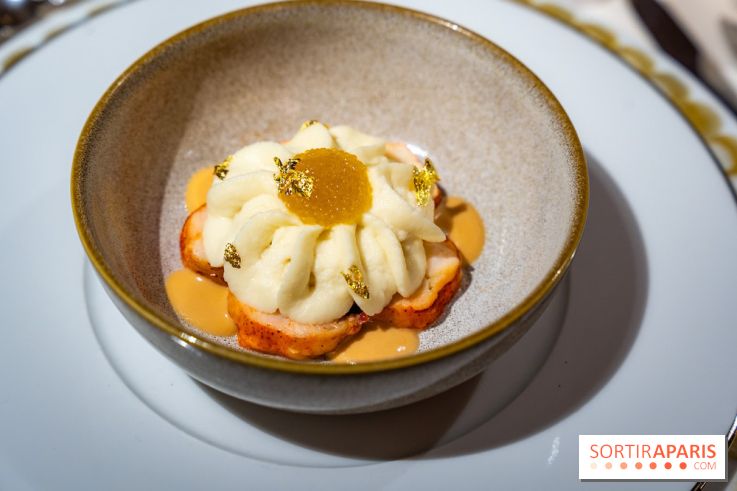 Bûche de Noël Lenôtre 2025 : Le train des Merveilles et les créations de fête - photos - A7C07626