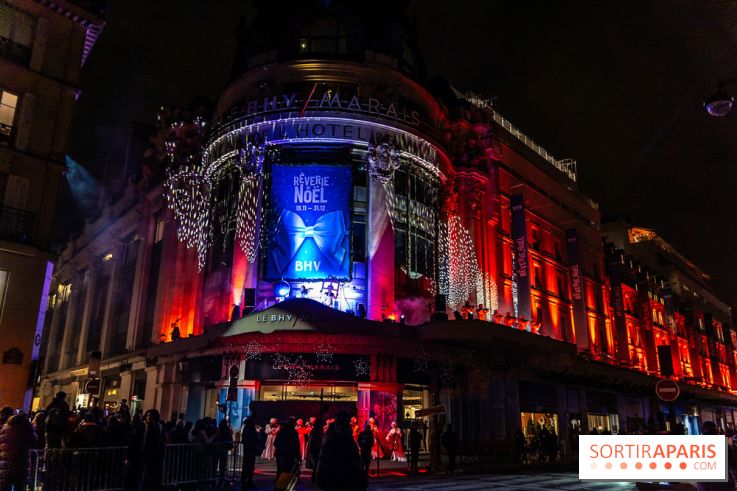 Inauguration des vitrines de Noël du BHV Marais à Paris 2025 avec Vincent Niclo et Vitaa - photos - A7C01343
