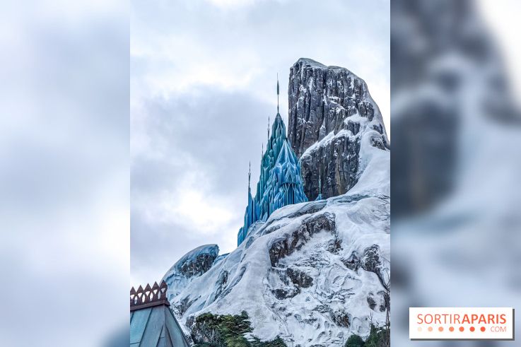 World of Frozen - Montagne Palais de Glace