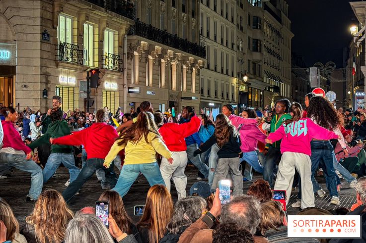 Illuminations de Noël 2025 : Julien Cohen organise un flash mob géant avec 300 musiciens à Paris  - IMG 0901