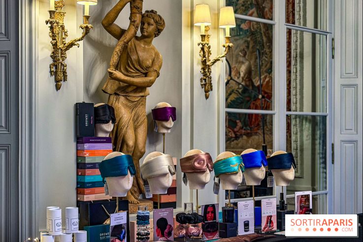 Noël 2025 à Paris : le charmant Marché de Noël dans une suite de l'Hôtel de Crillon