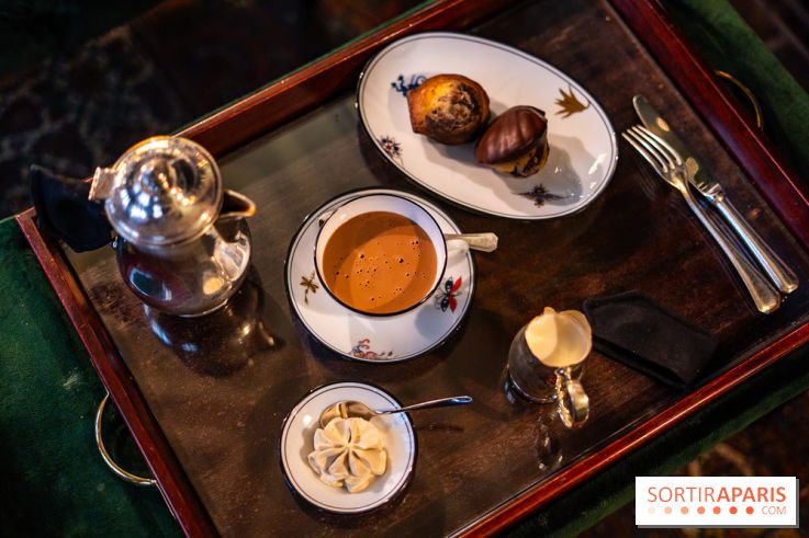 Le chocolat chaud signature 2025 de La Réserve Paris