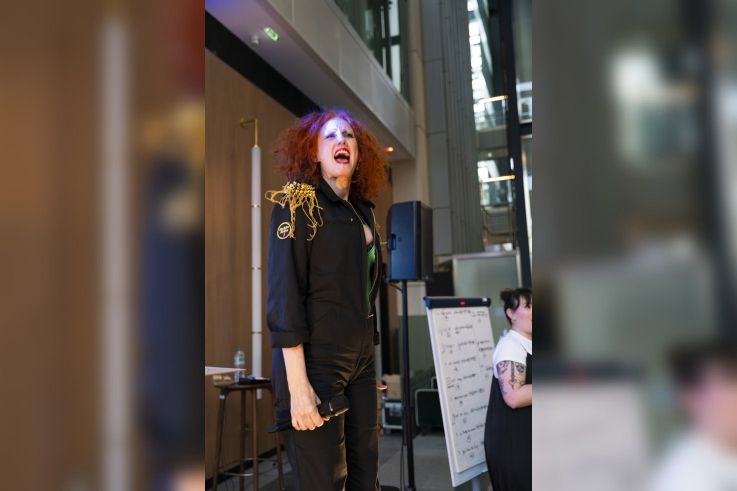 Madame Arthur s’invite à FEAT : une soirée cabaret gratuite à Boulogne-Billancourt !