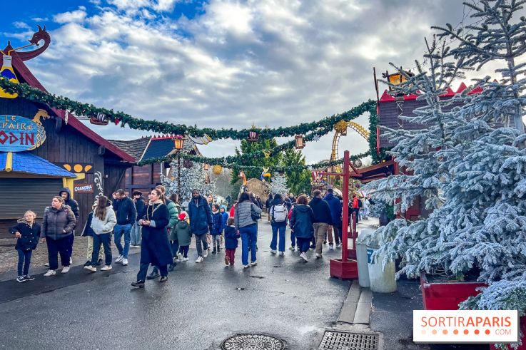 Noël au Parc Astérix 2025, patinoire et marché de Noël