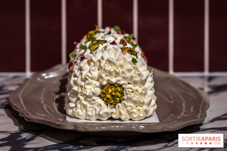 Bûche de Noël Paris-Brest pistache et tropicale de Nour Kandler - Lalla Coffee - A7C02381