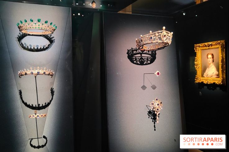 Joyaux dynastiques : une exposition qui brille de mille feux à l'Hôtel de la Marine à Paris - fotor 1765278806795