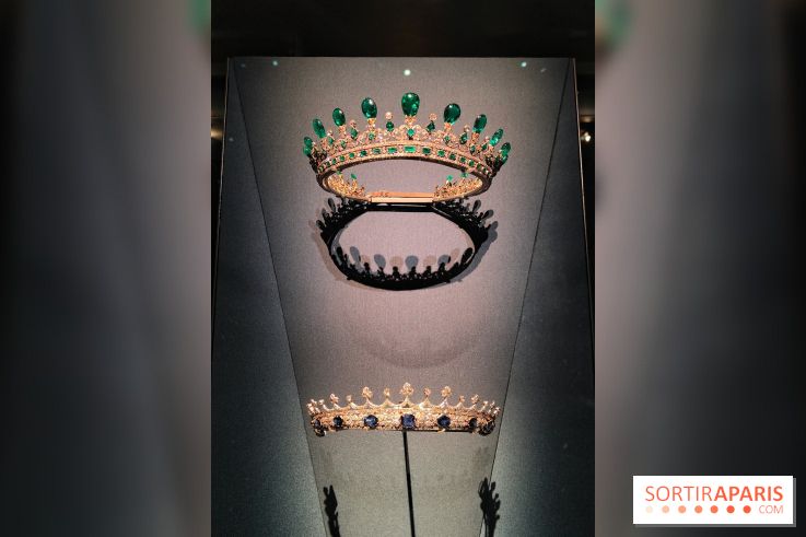 Joyaux dynastiques : une exposition qui brille de mille feux à l'Hôtel de la Marine à Paris - fotor 1765278888864