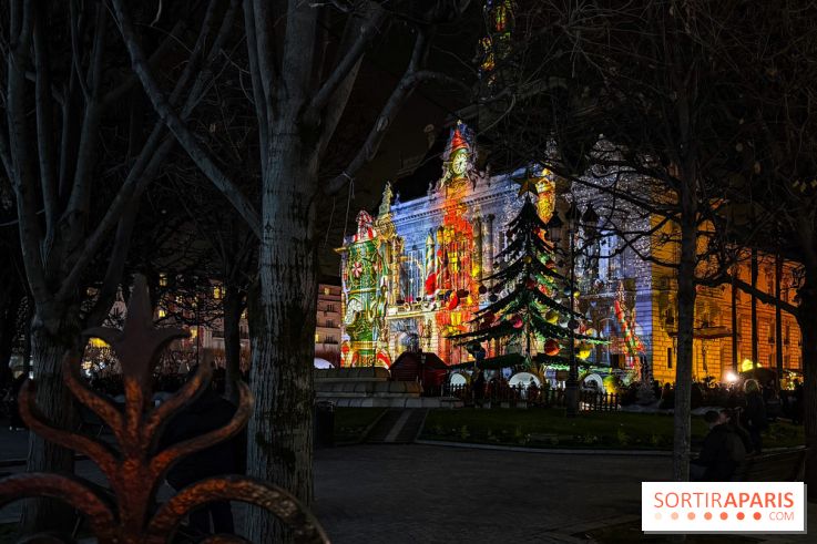 Noël 2025 à Levallois-Perret (92) : spectacle son & lumière gratuit sur l'Hôtel de Ville