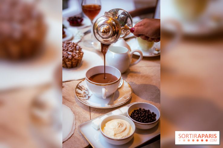 Le tea time de Noël du George V 2025, les photos