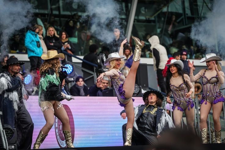 La Folie Douce : trois dimanches festifs à Paris-Vincennes - BV 20250119141444BV  3116