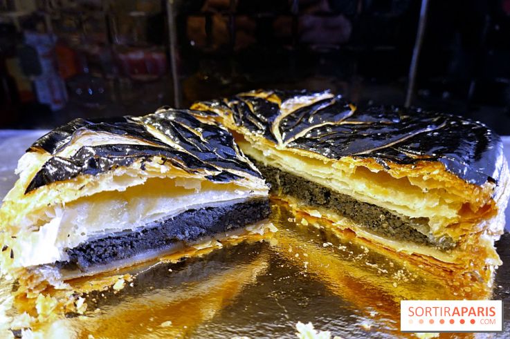 Aki Boulangerie : nos photos de sa galette des rois au sésame noir - Galette Aki Boulangerie 6