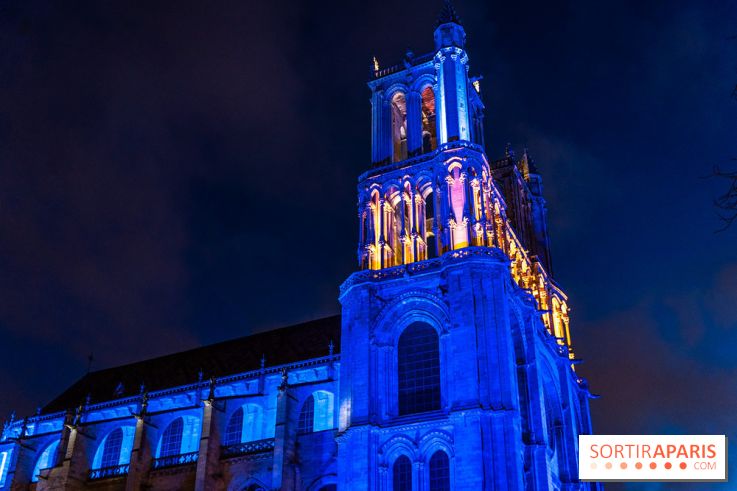 Lueurs de Mantes 2026, les photos du parcours lumineux gratuit des Yvelines