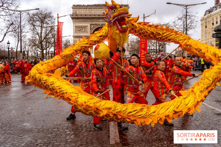 Défilé du Nouvel an chinois sur les Champs-Élysées 2026 - photos