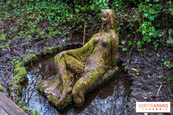 La source de l'Yvette : une statue mystérieuse dans les Yvelines