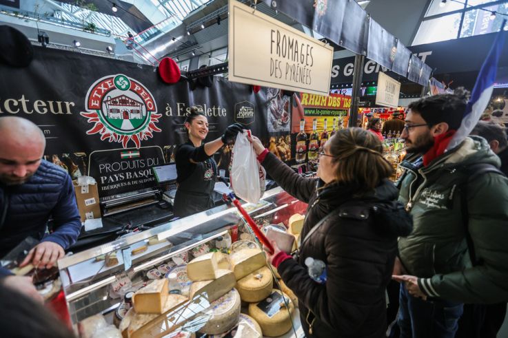 Carnavals de France à l’Hippodrome Paris-Vincennes : défilés, courses et Miss France 2026 - BV 20250209143059BV  4723