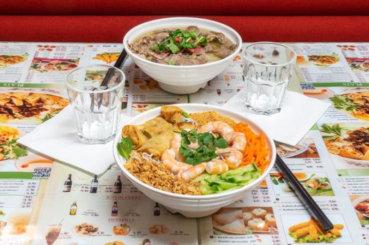 SAINT VALENTIN CHEZ PHO POKE HOUSE