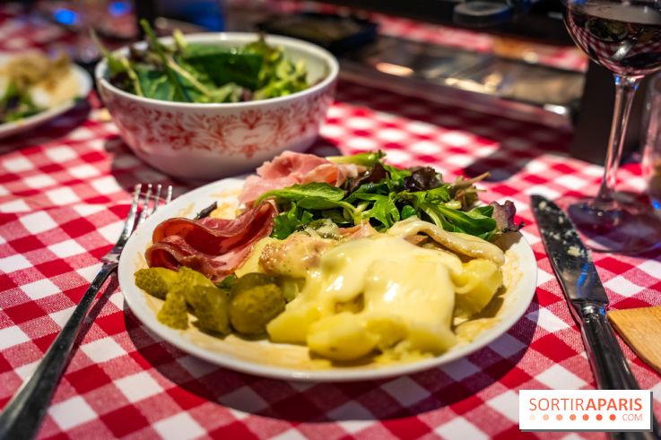 Mama ski club au Mama Shelter La Défense, raclette et Mont d'Or - A7C05514