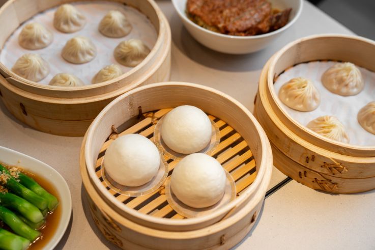 Nouvel An Lunaire à l’Hippodrome Paris-Vincennes : l’Année du Cheval en fête - iStock 1633157270