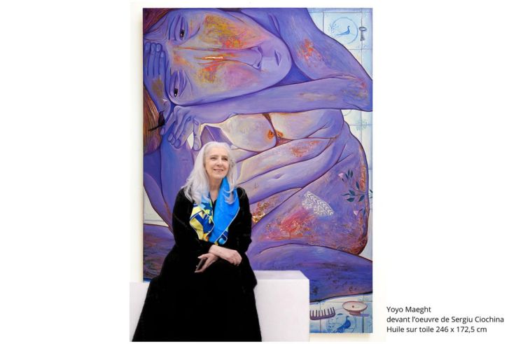 À Paris, Yoyo Maeght dévoile son nouveau coup de cœur artistique : le peintre Sergiu Ciochina. 