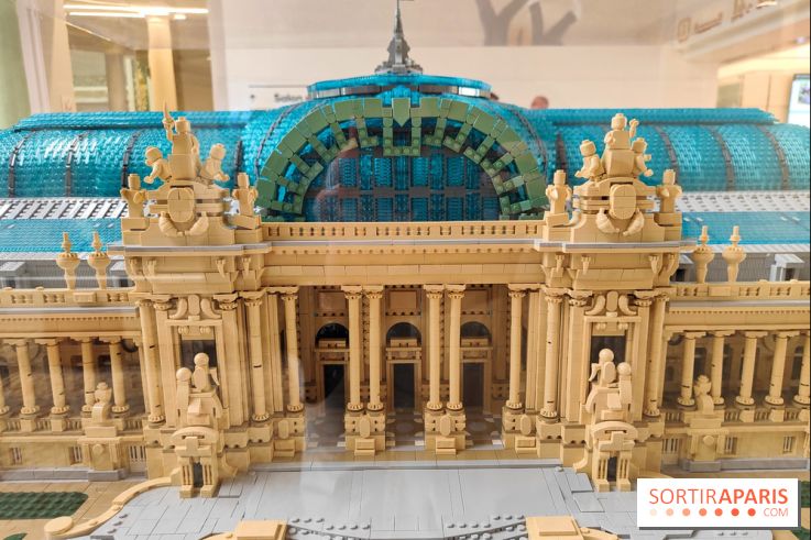 Insolite : assistez au montage en live d'une maquette LEGO du Grand Palais