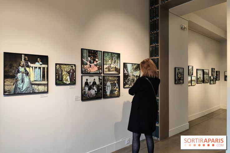 Le monde colorié à la main, l'exposition de photos anciennes à la galerie Roger-Viollet