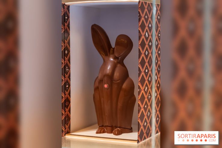 L'oeuf de Pâques gaufrette et chocolats du Ritz Paris le Comptoir