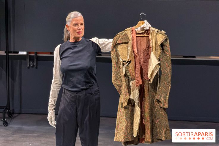 Le Musée Vivant de la Mode d'Olivier Saillard : exposition-performance à la Fondation Cartier - IMG 6177