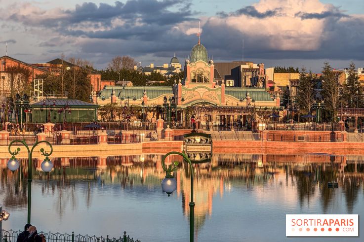 Adventure Way Adventure Bay Disney Adventure World Disneyland Paris Café Luminosity