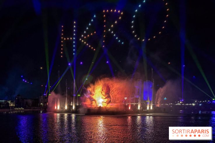 Disneyland Paris : Disney Cascade of Lights, le spectacle nocturne sur Adventure Bay - IMG 4923