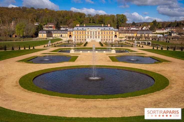 Les tulipes du Château de Dampierre, son jardin anglais et le jardin Le Nôtre