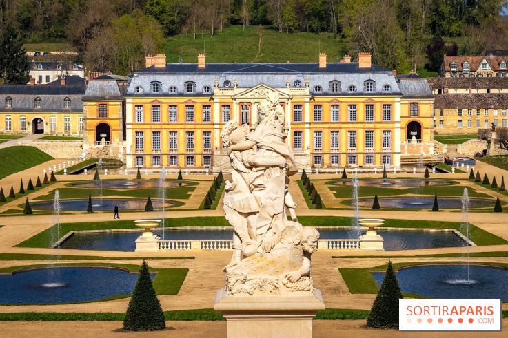 Les tulipes du Château de Dampierre, son jardin anglais et le jardin Le Nôtre